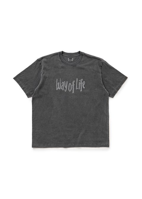 WAY OF LIFE TEE (BLACK) / スローガン プリント Tシャツ