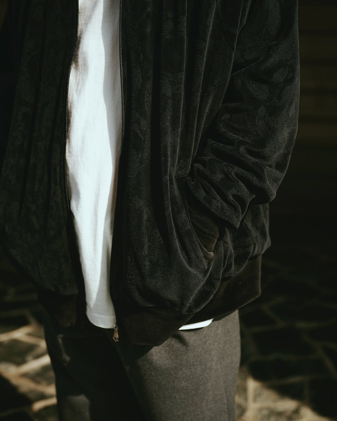 JQ VELOUR JACKET ＜SNAKE PATTERN＞ (BLACK) / ジャガード 総柄 ベロア ジャケット
