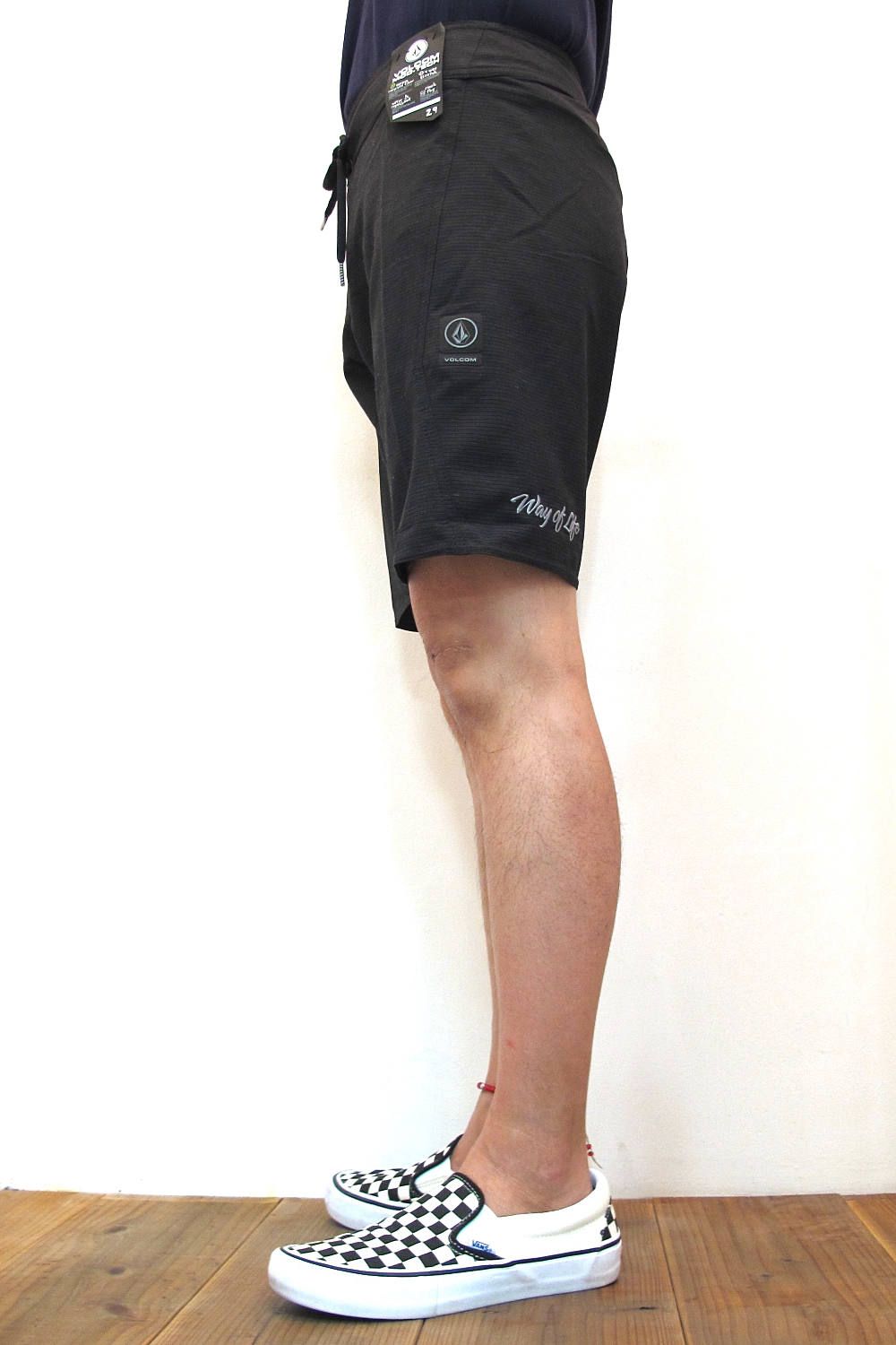 SURF SHORTS 6 Collaboration with VOLCOM (BLACK) / ボルコム コラボサーフショーツ