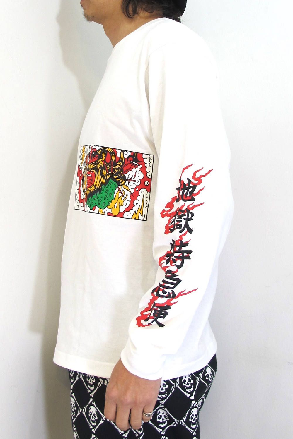 ×DELIVERYHELLS×HQ L/S TEE (WHITE) / ×デリバリーヘルズ×HQ 3コラボレーションロンT