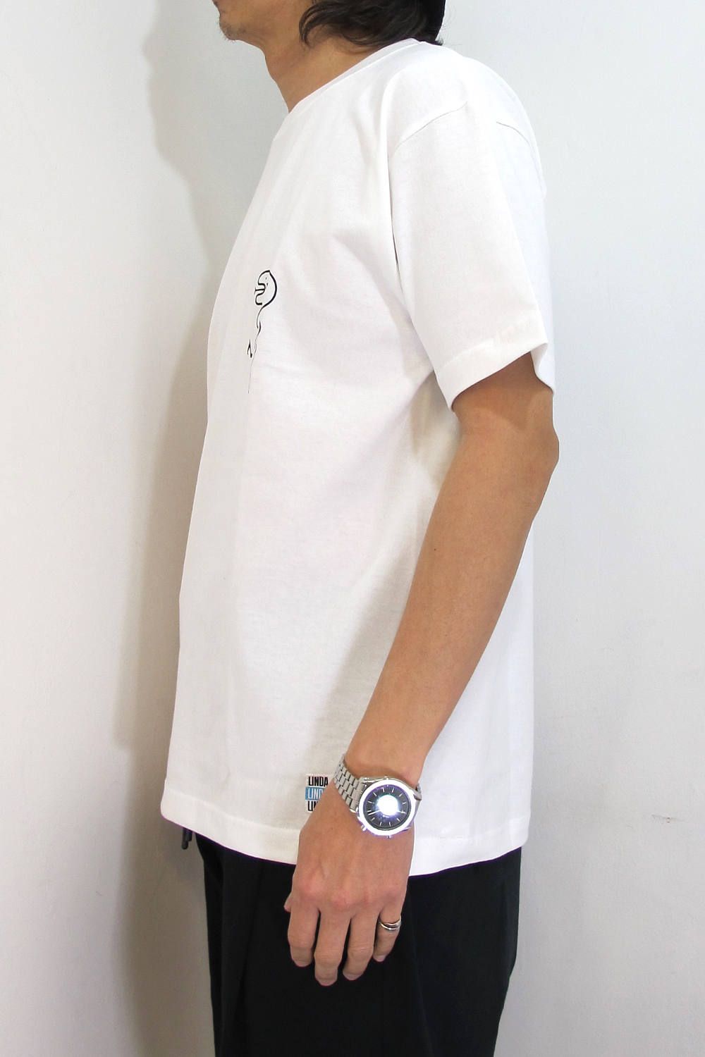 ×F-LAGSTUF-F "LINDA" TEE (WHITE) / ×フラグスタフ コラボレーションT
