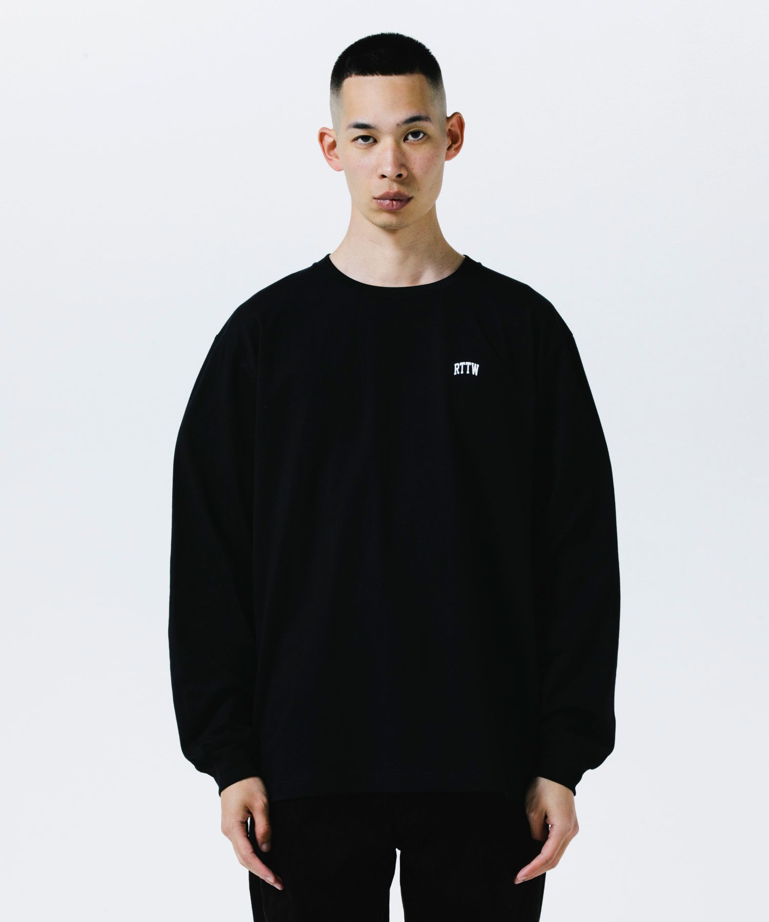 R9 LOGO LS TEE (BLACK) /  オリジナル ロゴプリント Tシャツ