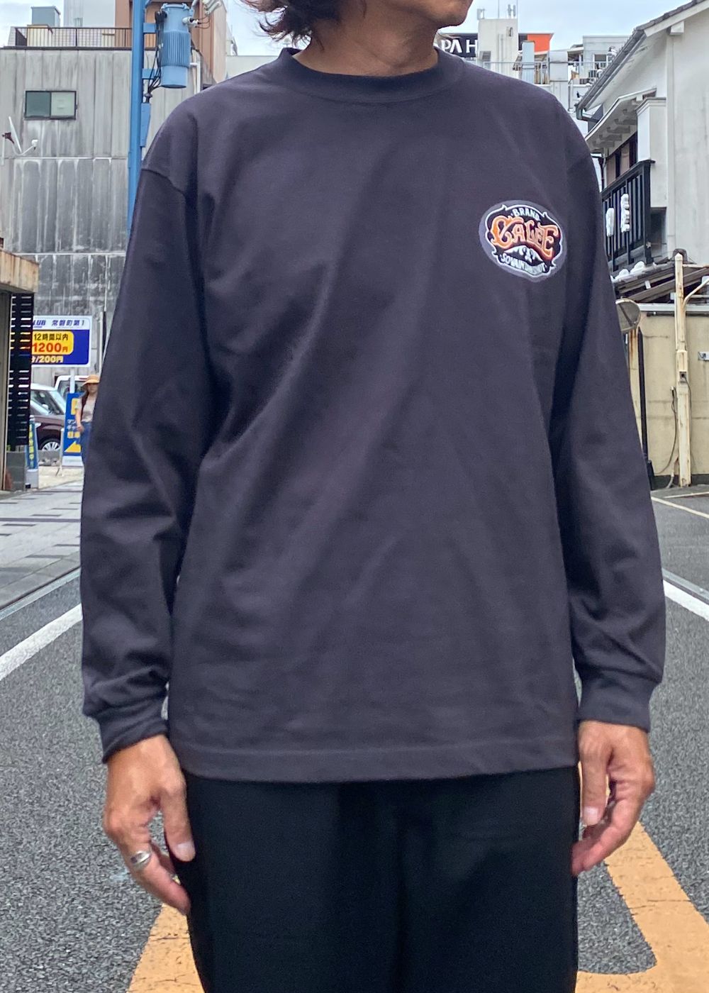 VINTAGE TYPE SIGNBOARD L/S TEE ＜NATURALLY PAINT DESIGN＞ (INK BLACK) / ×ナチュラリーペイント コラボ Tシャツ