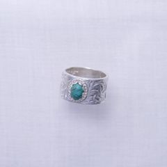 KARAKUSA Ring L with Turquoise 6*8 (SILVER) / 銀縄ターコイズ唐草リング(特大)