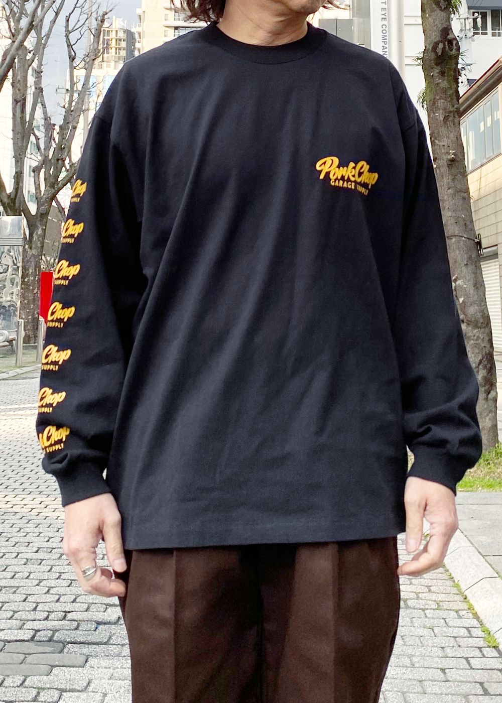 SCRIPT PORK L/S TEE (BLACK) / スクリプト ロゴ L/S Tシャツ