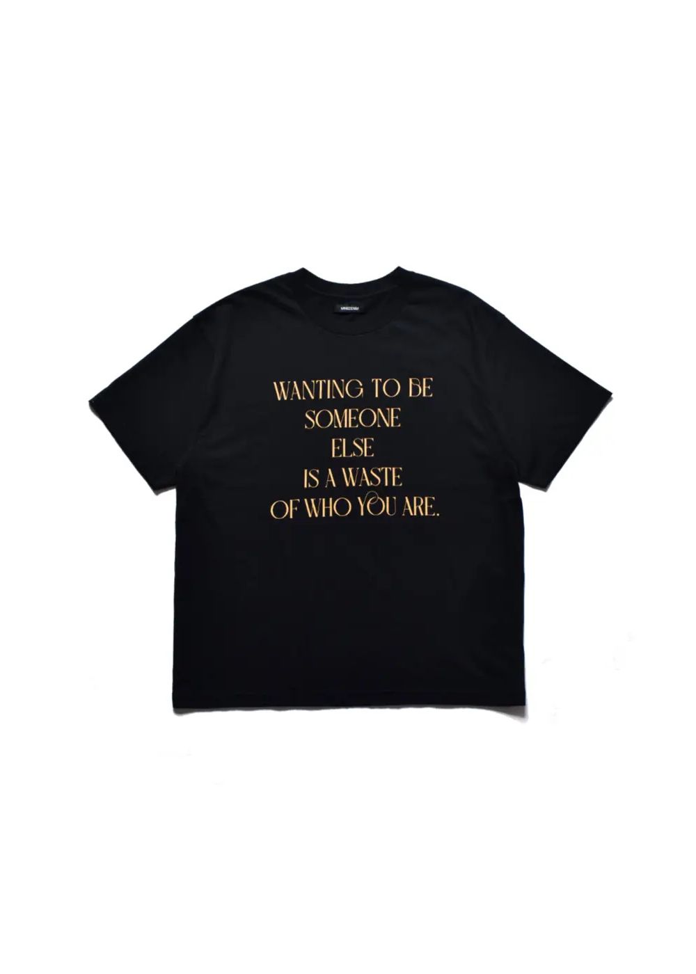 WANTING TO BE SOMEONE T-SH (BLK) / タイポグラフィ プリント Tシャツ
