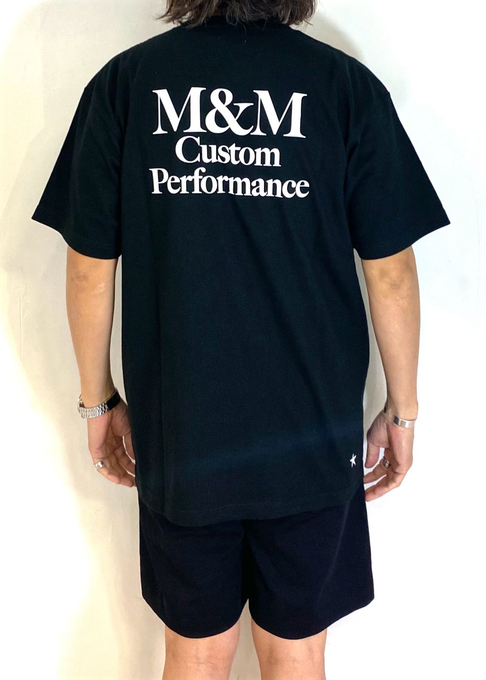 送料無料 百貨店 M&M CUSTOM PERFORMANCE - Logo EMB. Tee (BLACK) / ロゴ アクセサリー