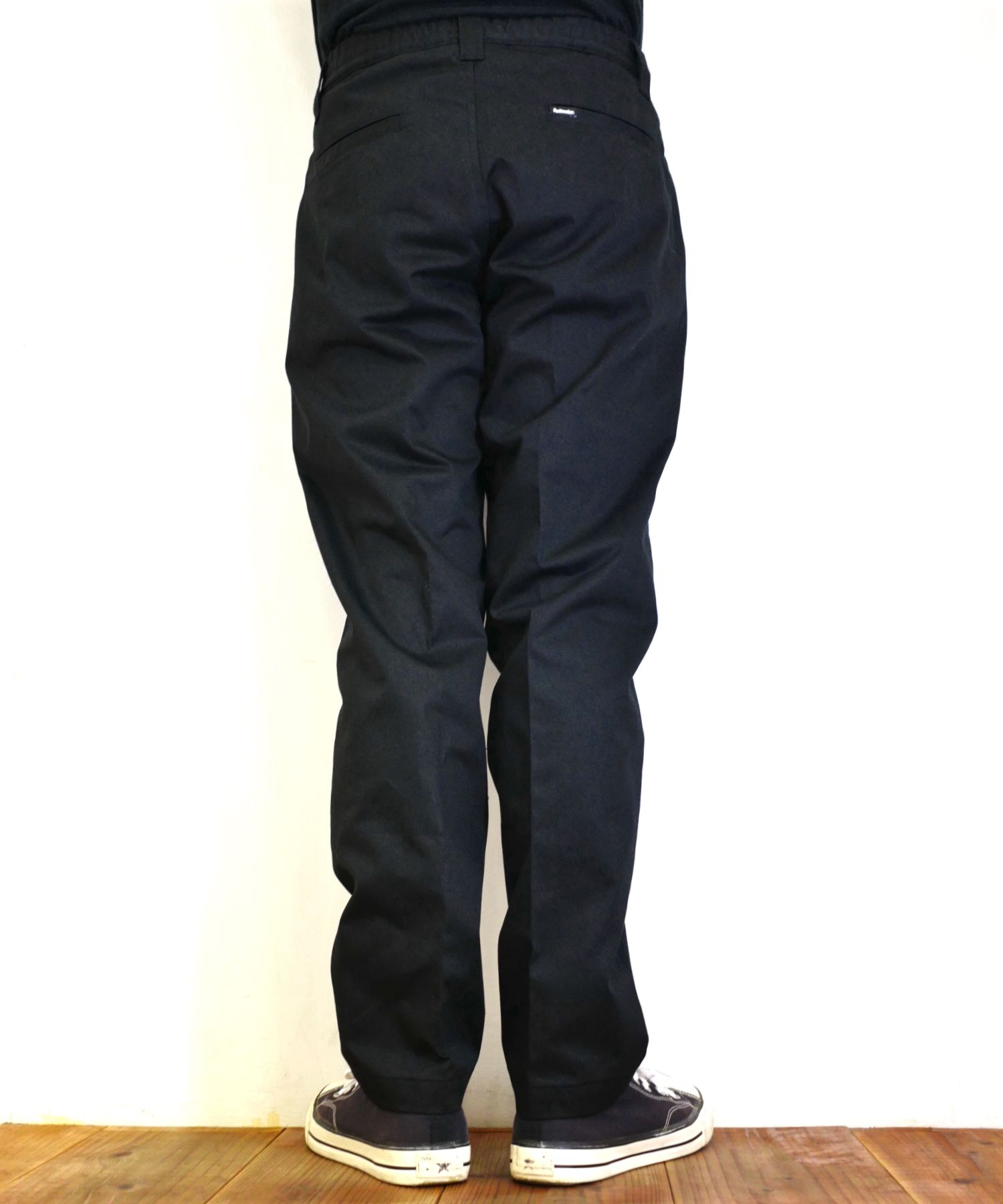 ROTTWEILER - 【ラスト1点】R9 TUCK PRESS CHINO PANTS (BLACK