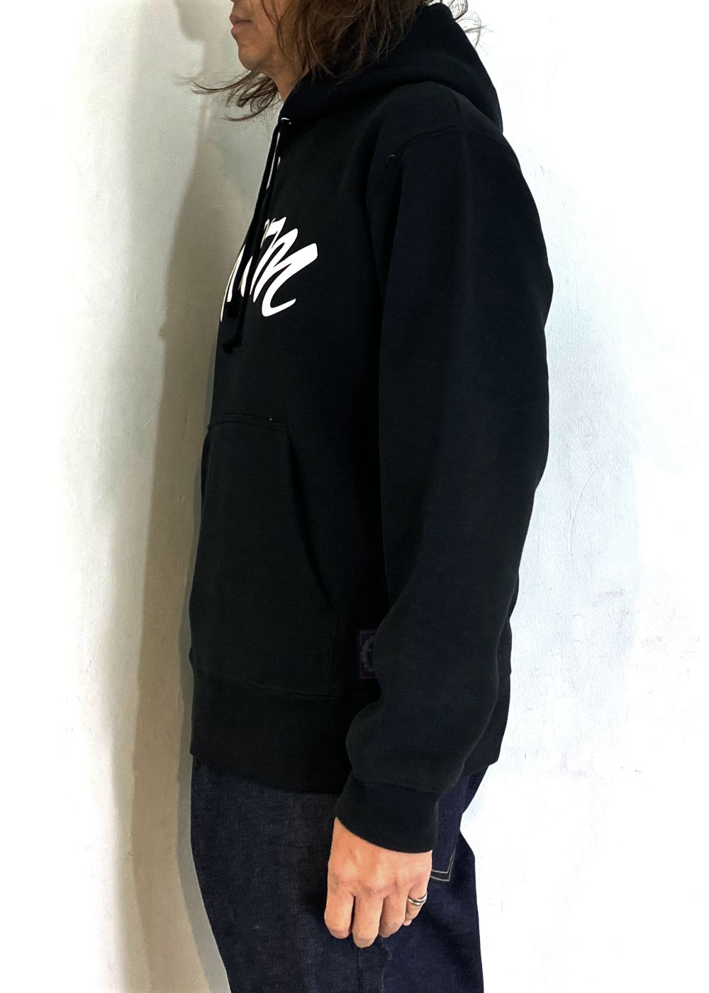 Logo Hoodie (BLACK) / ロゴ プリント スウェットパーカー