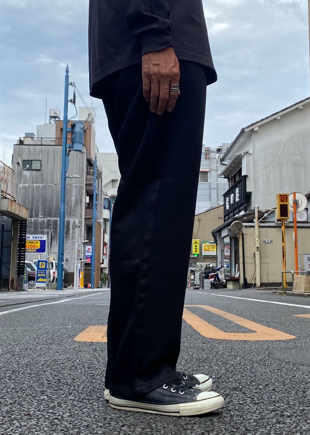 MELANGE TWILL EASY SLACKS (BLACK) / メランジ ツイル イージー スラックス