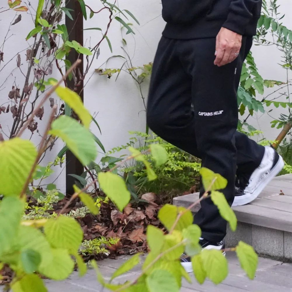CAPTAINS HELM - PLEASURE SEEKERS TECH PANTS (BLACK) / セットアップ