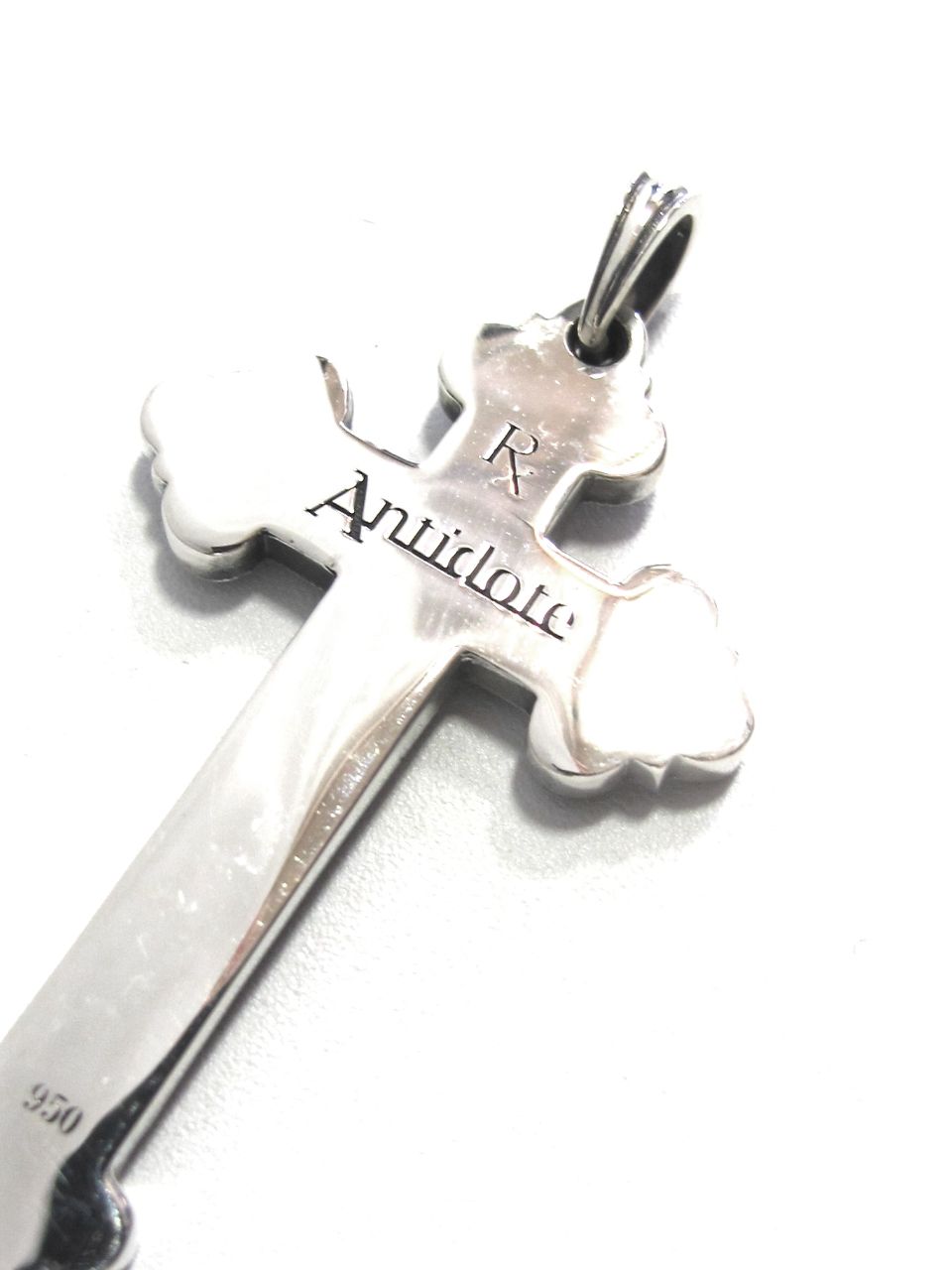 ANTIDOTE BUYERS CLUB - ENGRAVED LARGE CROSS PENDANT (SILVER 