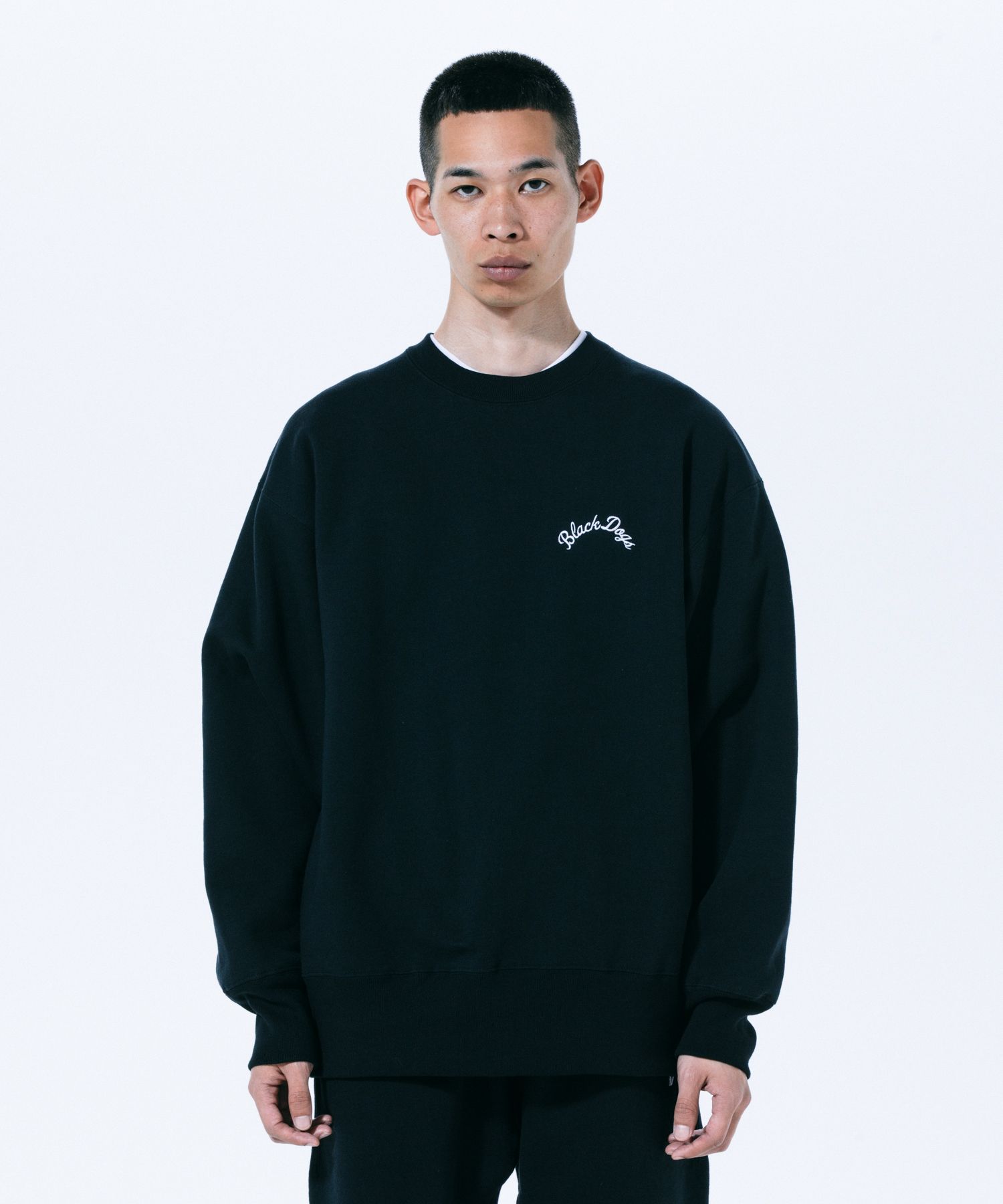 ROTTWEILER - CURSIVE SWEATER (BLACK) / クルーネック スウェット