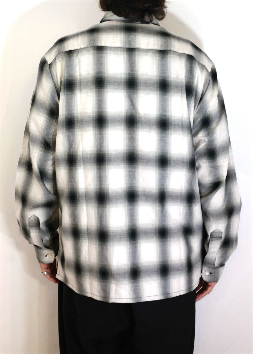 HIDE AND SEEK - OMBRE CHECK L/S SHIRT (WHITE) / オンブレチェック シャツ | LOOPHOLE