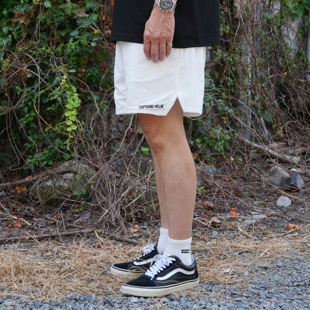 ACTIVE TECH SHORTS (WHITE) / ストレッチ ナイロン ショーツ