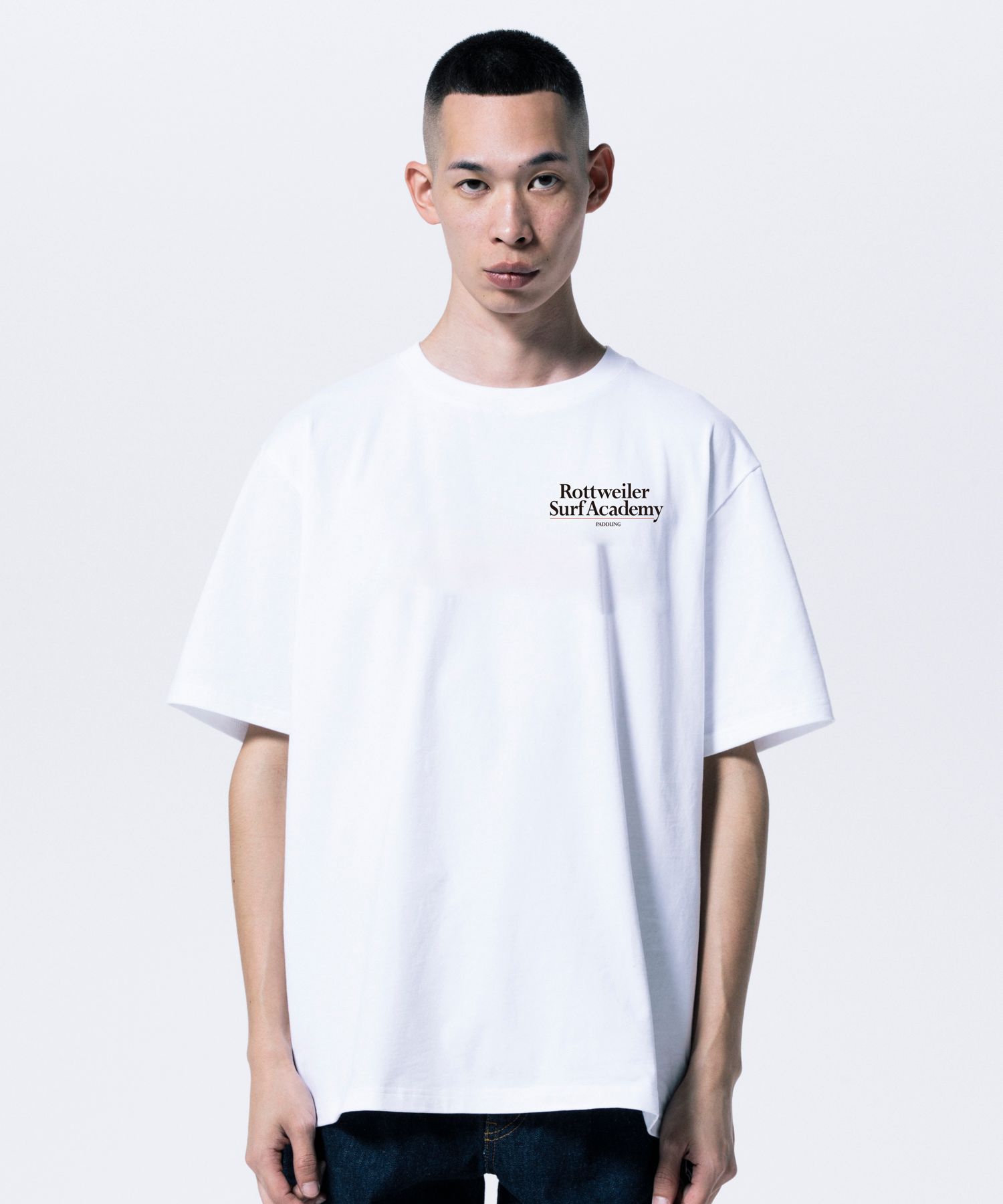 R9 SURF ACADEMY SS TEE (WHITE) /  オリジナル ロゴプリント Tシャツ