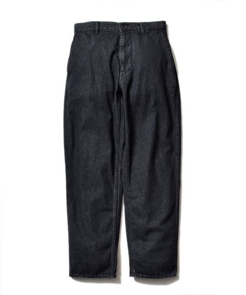 ファッショニスタが注目するMINEDENIMのワイドデニムパンツ。