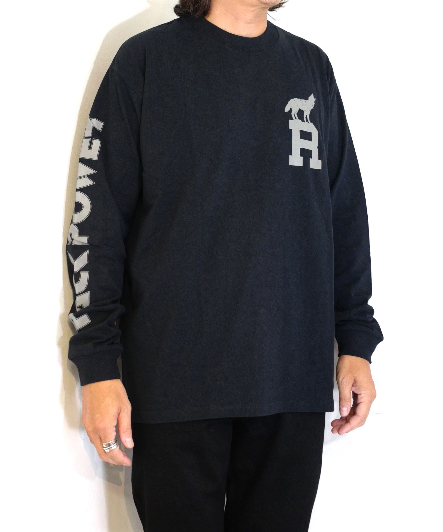 DOG LOGO LS TEE (BLACK) / ドッグ ロゴ プリント Tシャツ