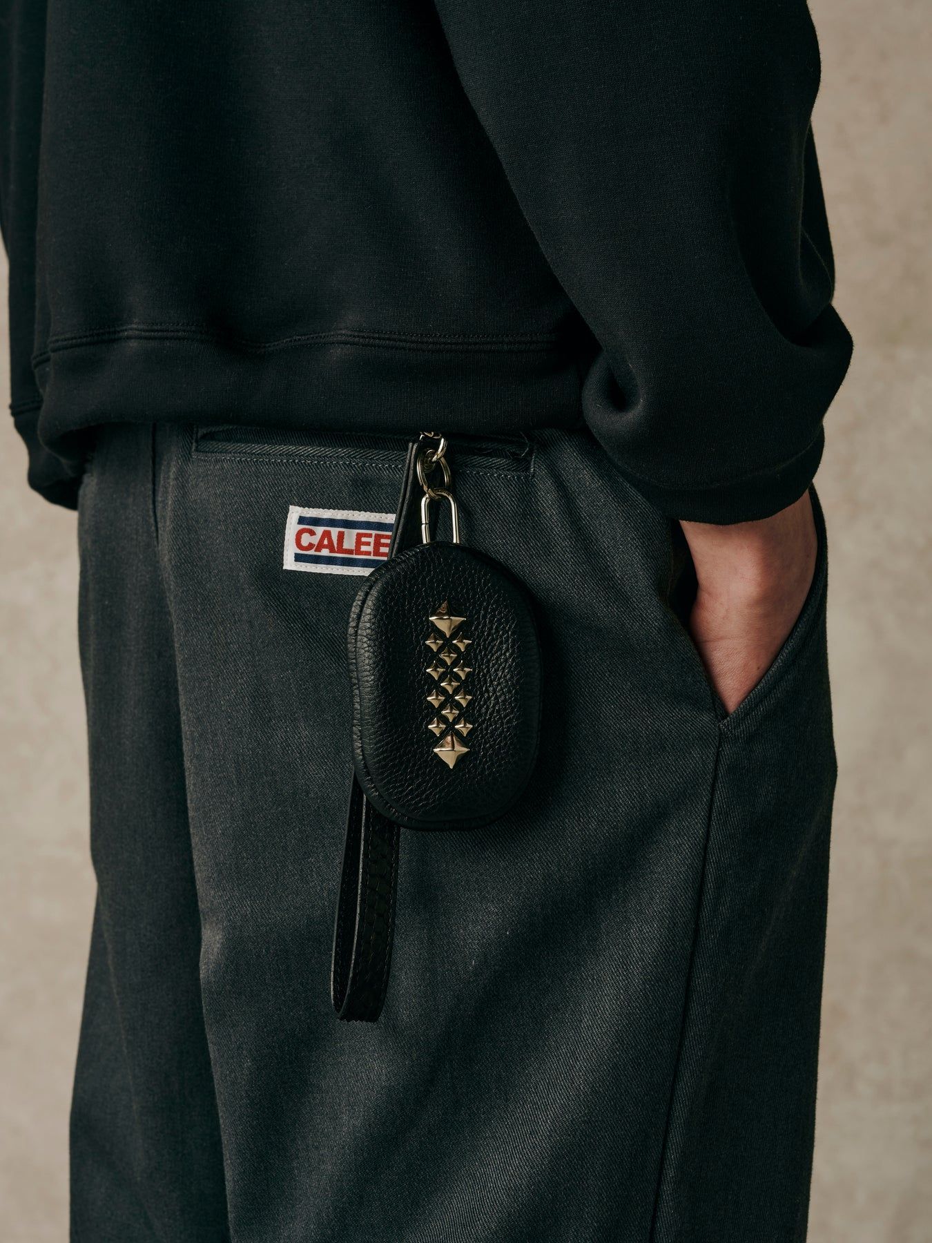 STUDS LEATHER ZIP COIN CASE (BLACK) / スタッズ レザー コインケース