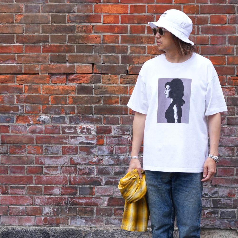 【ラスト1点】Amy Winehouse "Profile" Photo S/S Tee (WHITE) / エイミー・ワインハウス コラボ Tシャツ
