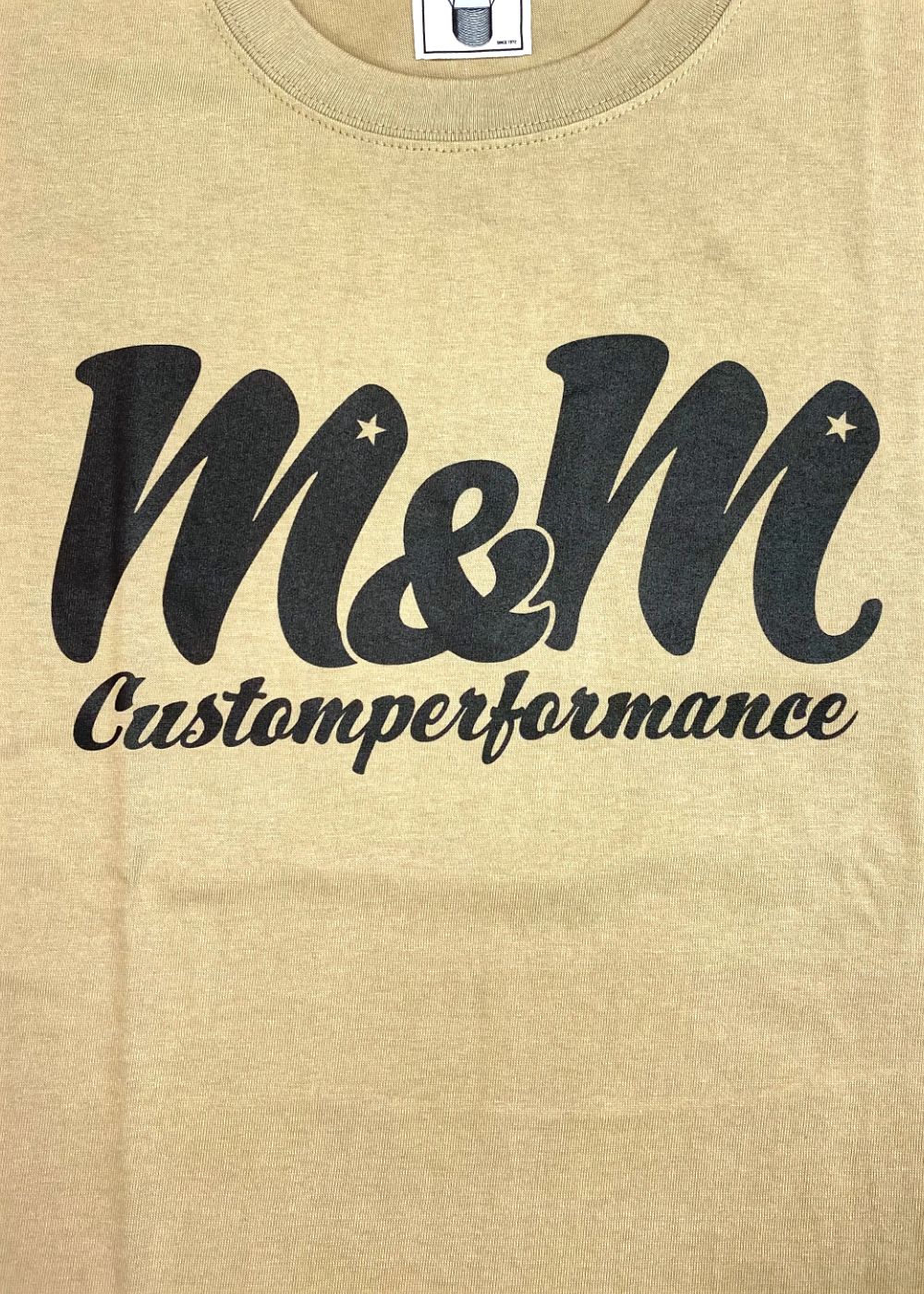 M&M CUSTOM PERFORMANCE - PRINT S/S TEE (S.KHAKI) / ロゴ プリントT 