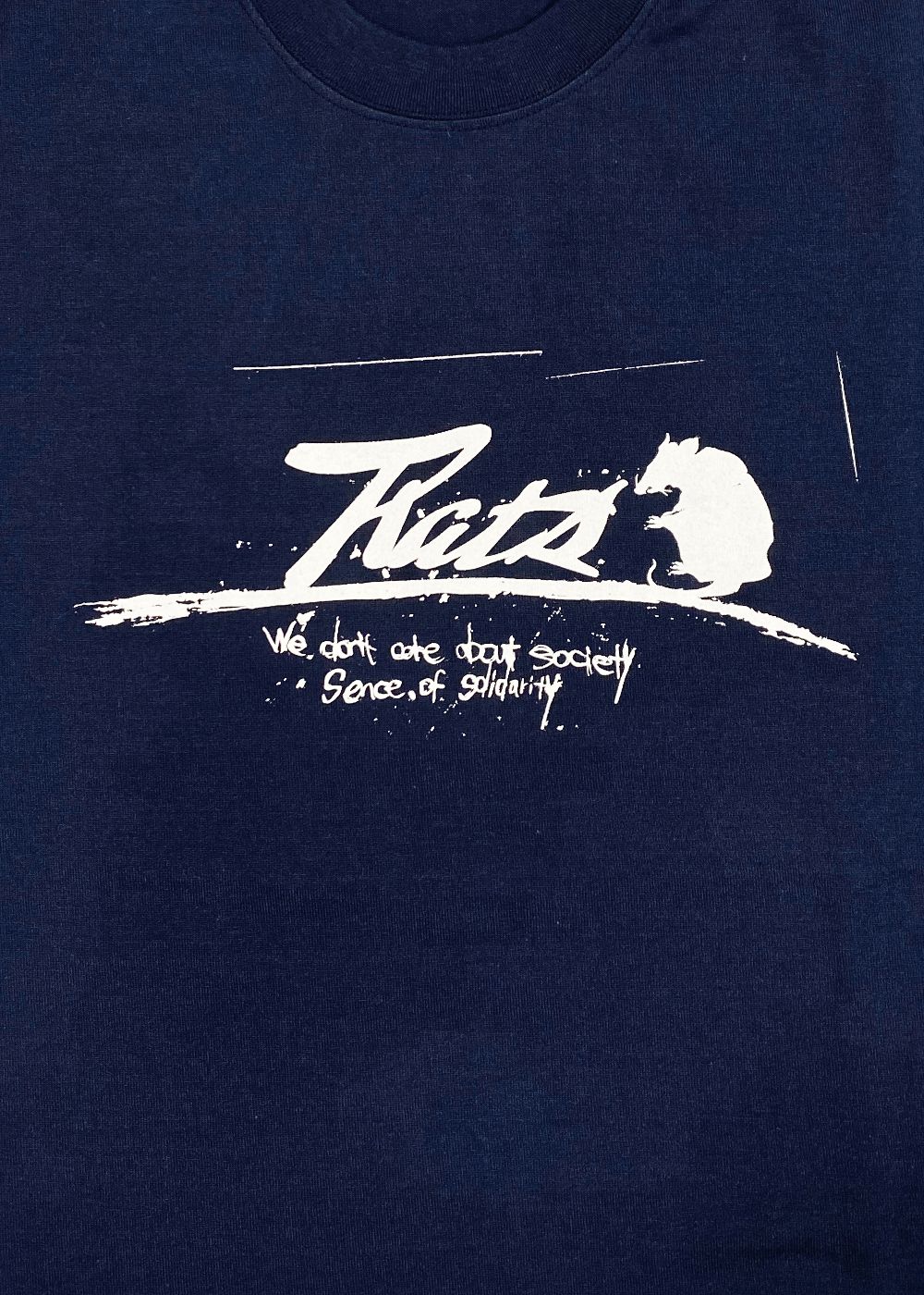 RATS - SCRIPT LOGO WAY OF LIFE TEE (NAVY) / 定番人気ロゴT