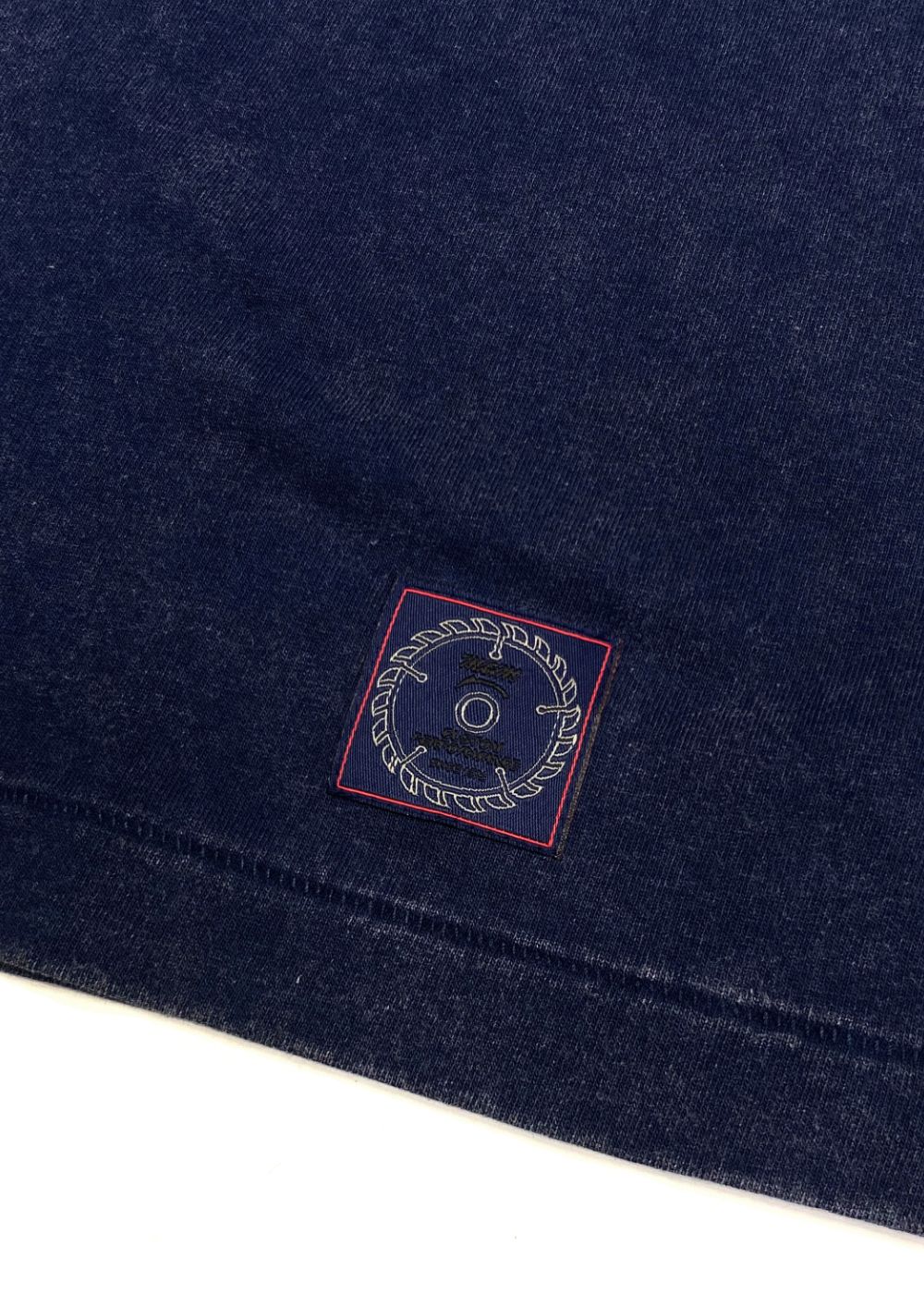 FADE WASH L/S TEE (FADE NAVY) / プリント ロンT