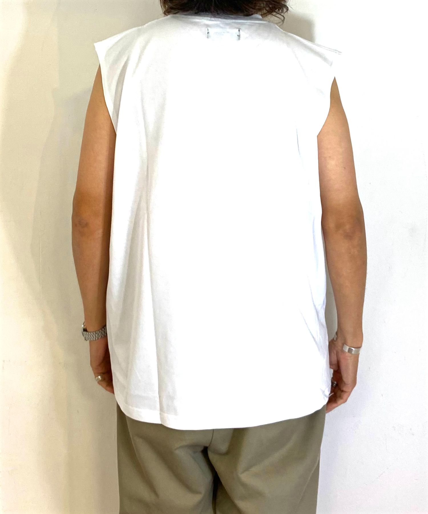 R9 LOGO SLEEVELESS TEE (WHITE) / オリジナル ノースリーブ Tシャツ