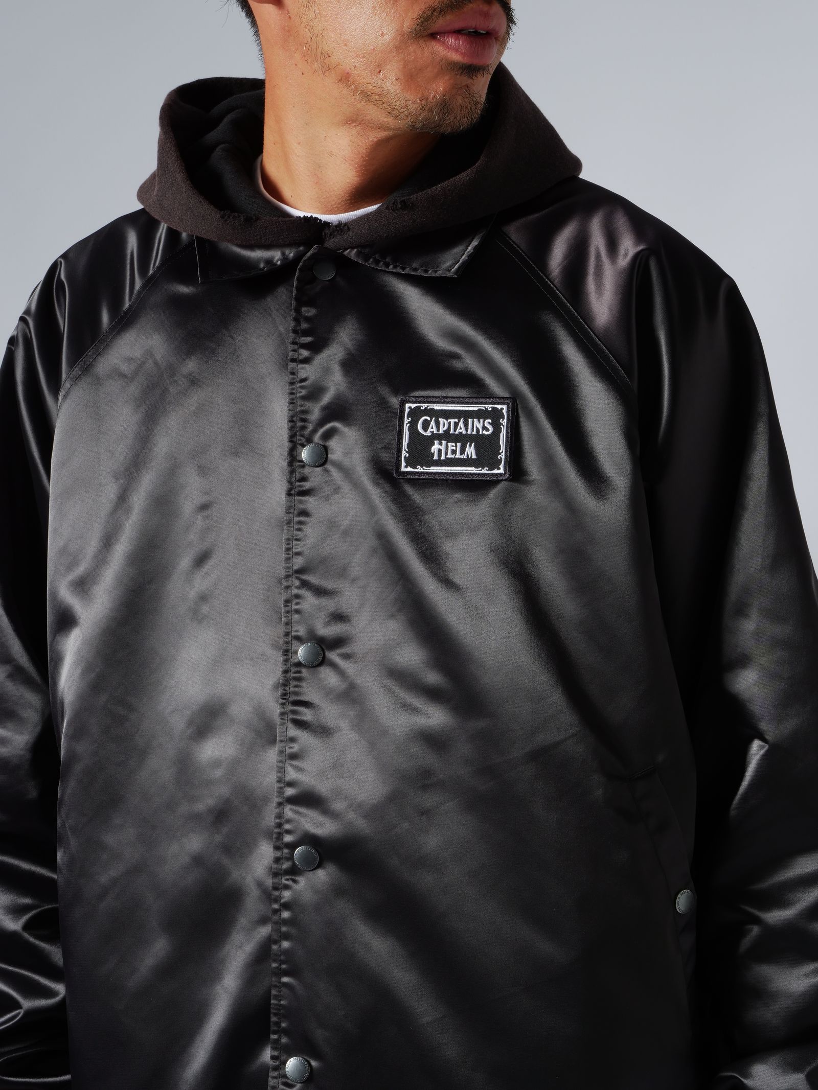 CAPTAINS HELM - LOGO COACH JACKET (BLACK) / ロゴプリント コーチ 