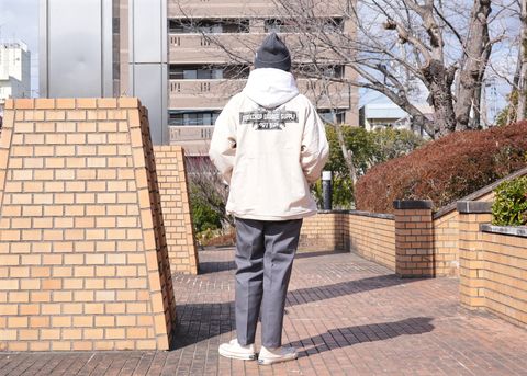 STANDARD STREET STYLE