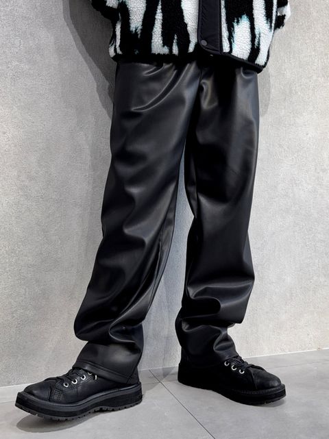 カルバンクライン新作×RESOUND別注レザーワイドパンツ