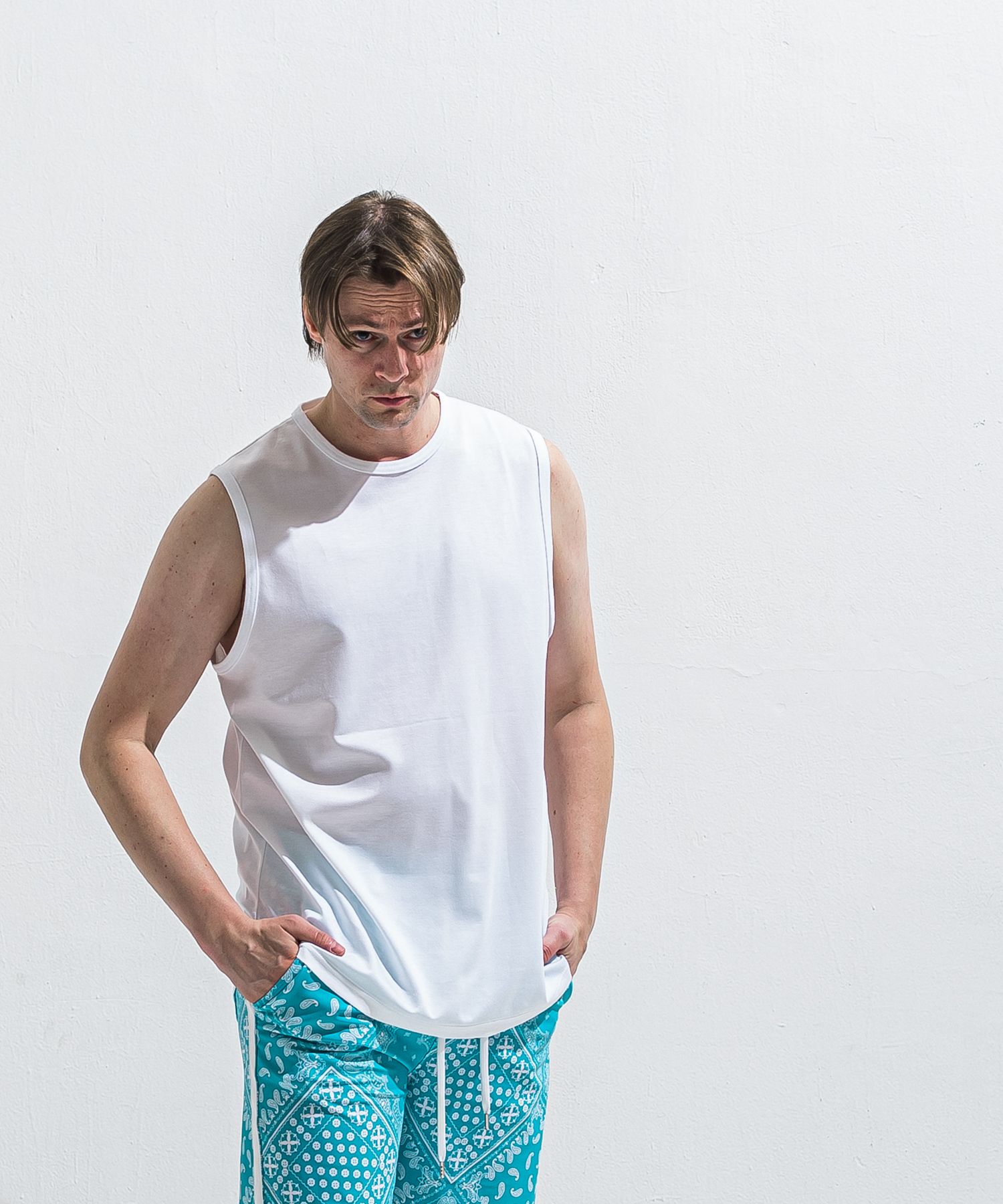 OVER NO SLEEVE / RC40-T-010 / サイドロゴメッシュノースリーブ / ホワイト (6月上旬入荷予定)