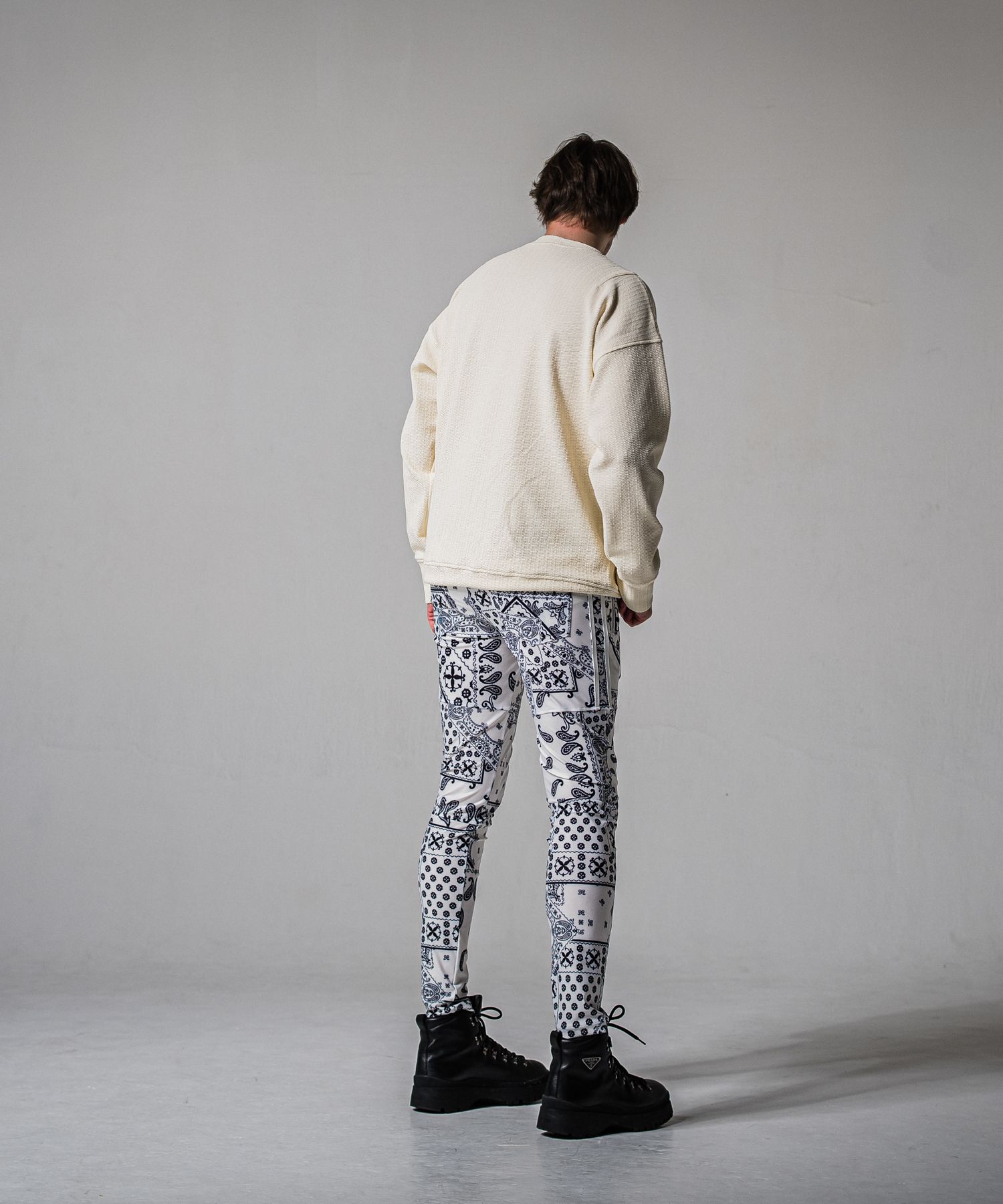 BLISTER TRAINER / RC39-C-004 / ブリスターニットトレーナー / オフホワイト (1月中旬入荷予定)