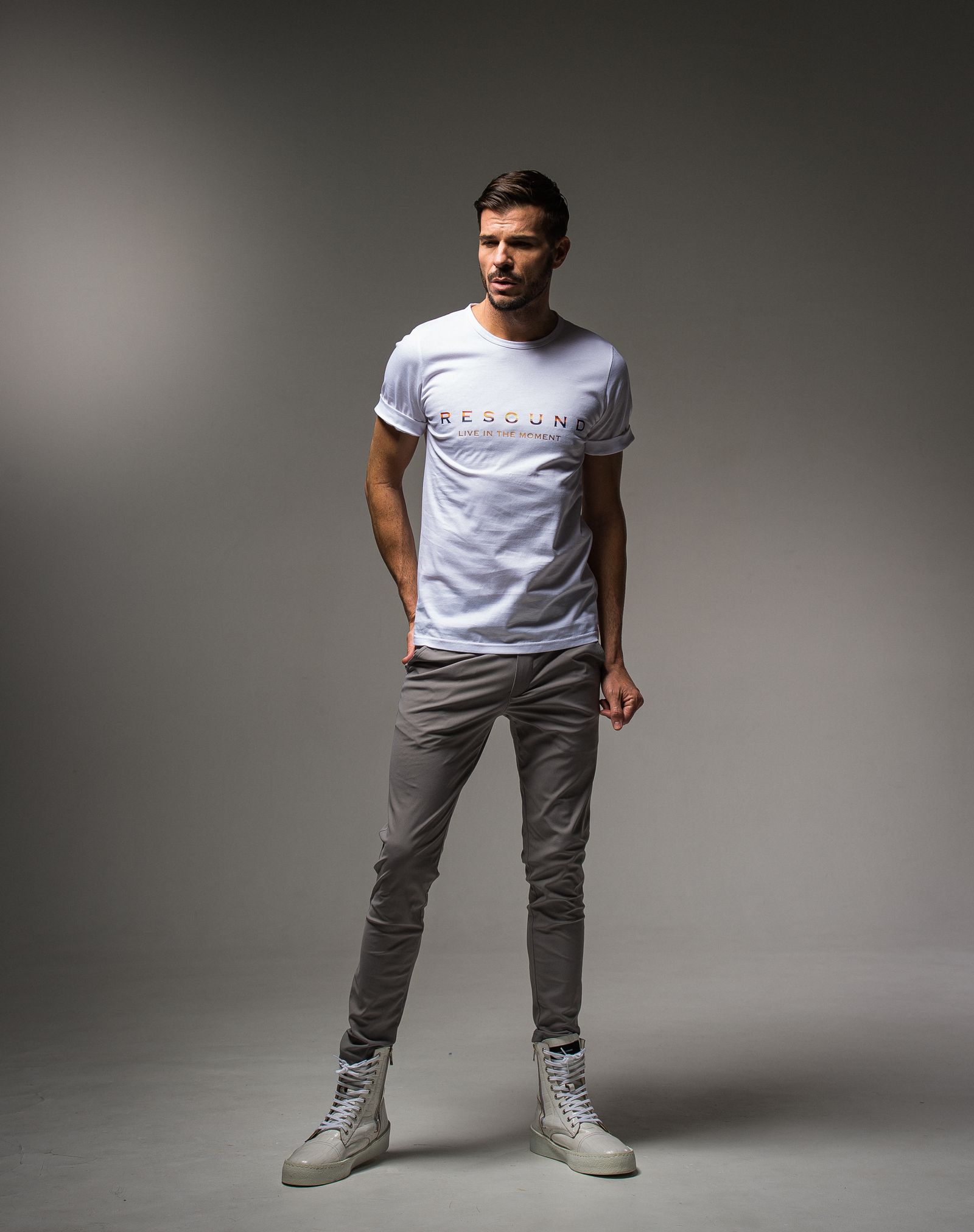 BEACH ROGO ROLL UP JERSEY TEE / RC23-T-004 / ロゴプリントTシャツ
