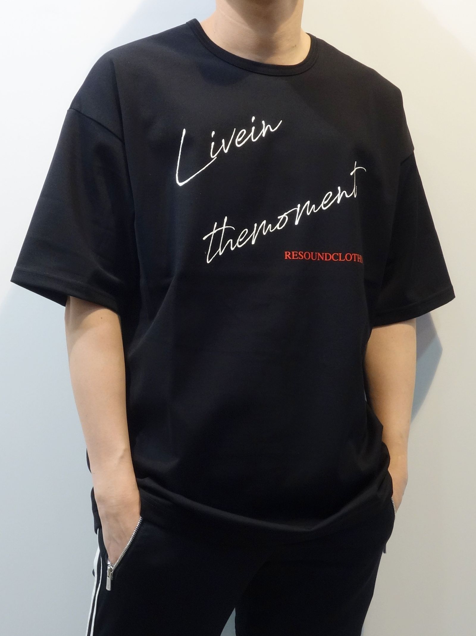LIVE IN THE MORMENT LOOSE TEE / RC23-T-003 / プリントビッグTシャツ※