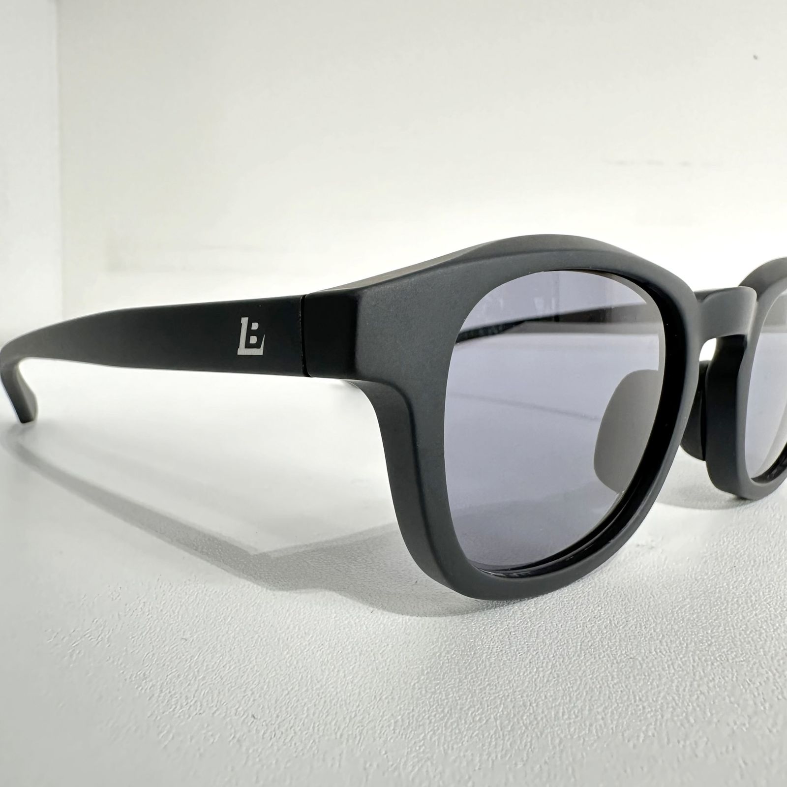 【スポーツモデル】 LAIDBACK LB-1D(dark lens) C-1 / サングラス / マットブラック