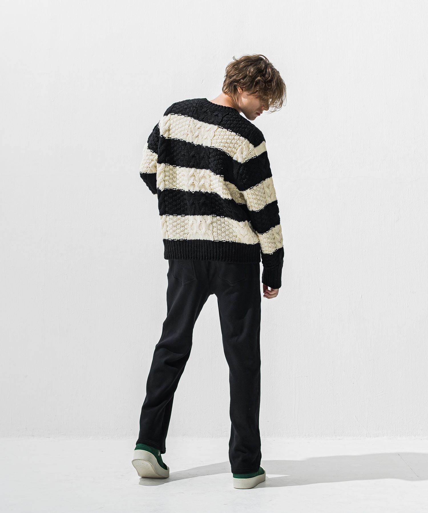 VELOURS FLEECE WIDE TUCK PANTS / RC42-ST-016HWT / 裏起毛セミワイドタックパンツ / ブラック (11月中旬入荷予定)