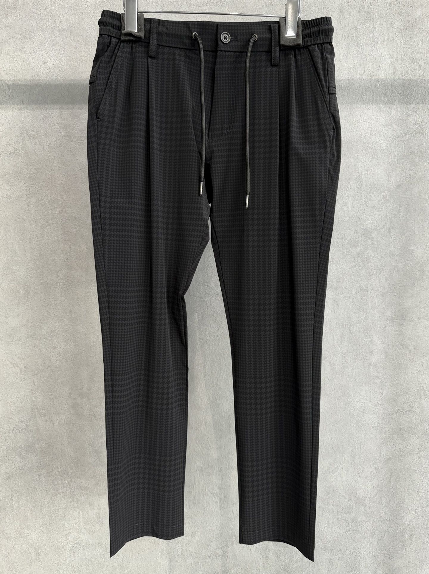 ストレッチナイロンセットアップ / uso-26062,usb-26062 / チャコール×ブラック(グレンチェック)