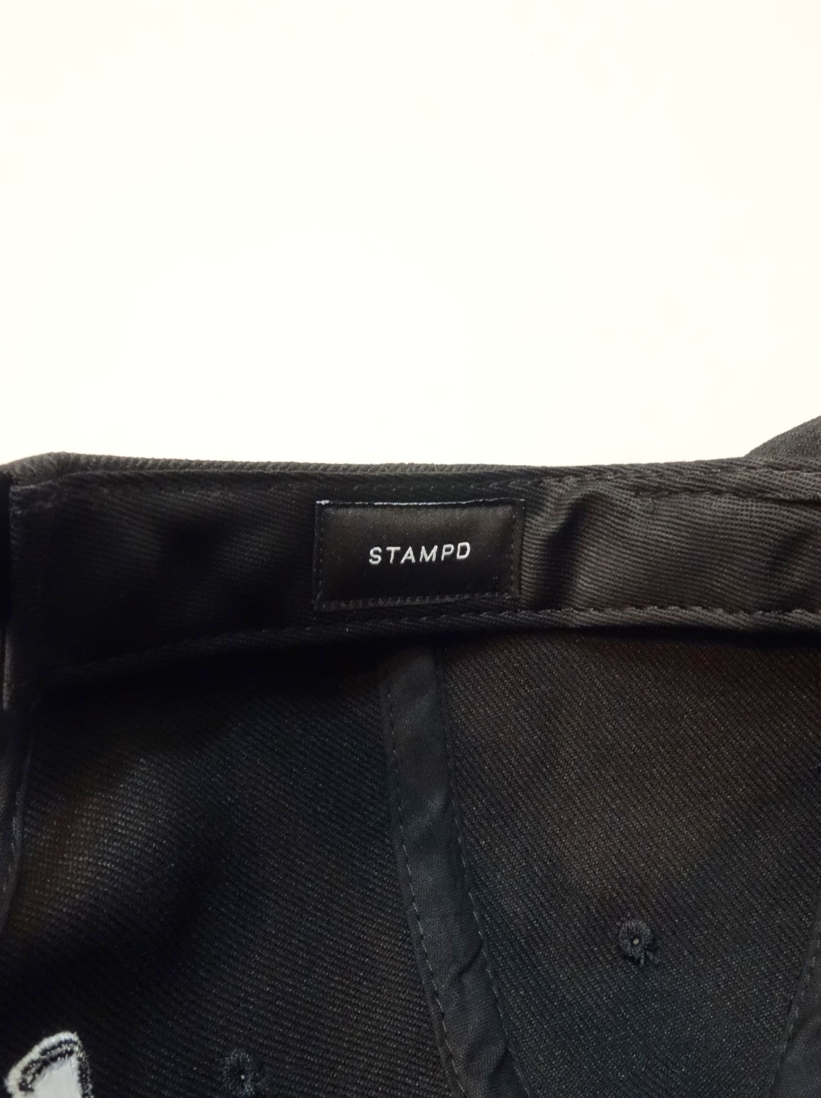 STAMPD SCRIPT 5 PANEL SNAPBACK / SLA-U2880HT / キャップ