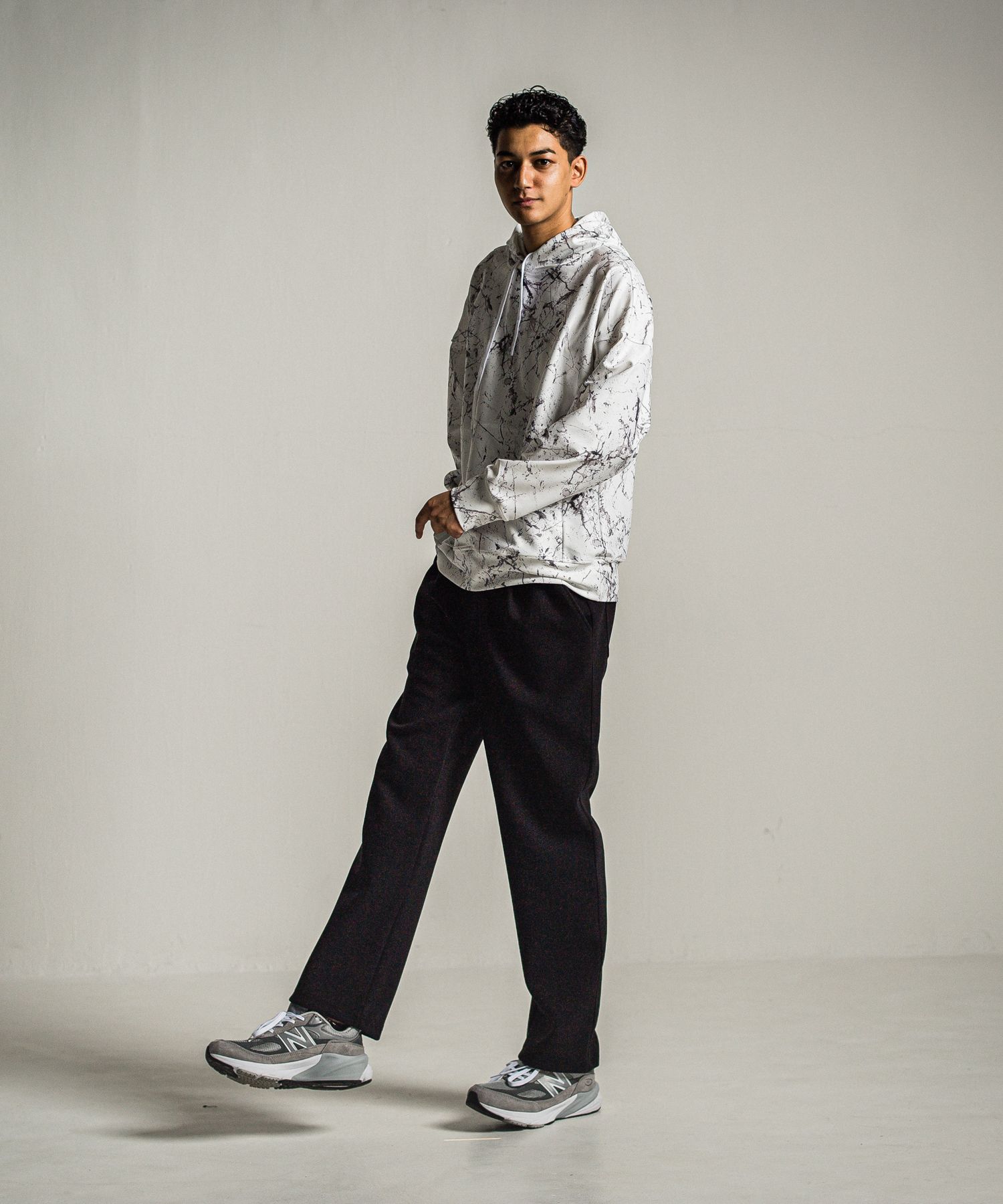 PAINT LOOSE HOODIE / RC34-C-008 / ペイント柄ルーズパーカー / グレー