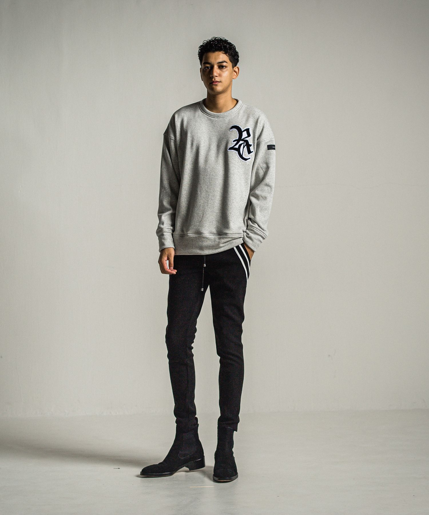 RC CHENILLE VELOURS FLEECE DROP TRAINER / RC34-C-007 / 裏起毛刺繍ワッペントレーナー / グレー