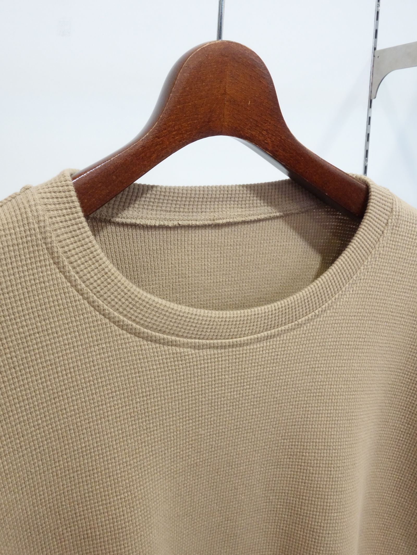 WAFFLE THERMAL LOOSE TRAINER / BASIC-CUT-002 / サーマルトレーナー / ベージュ
