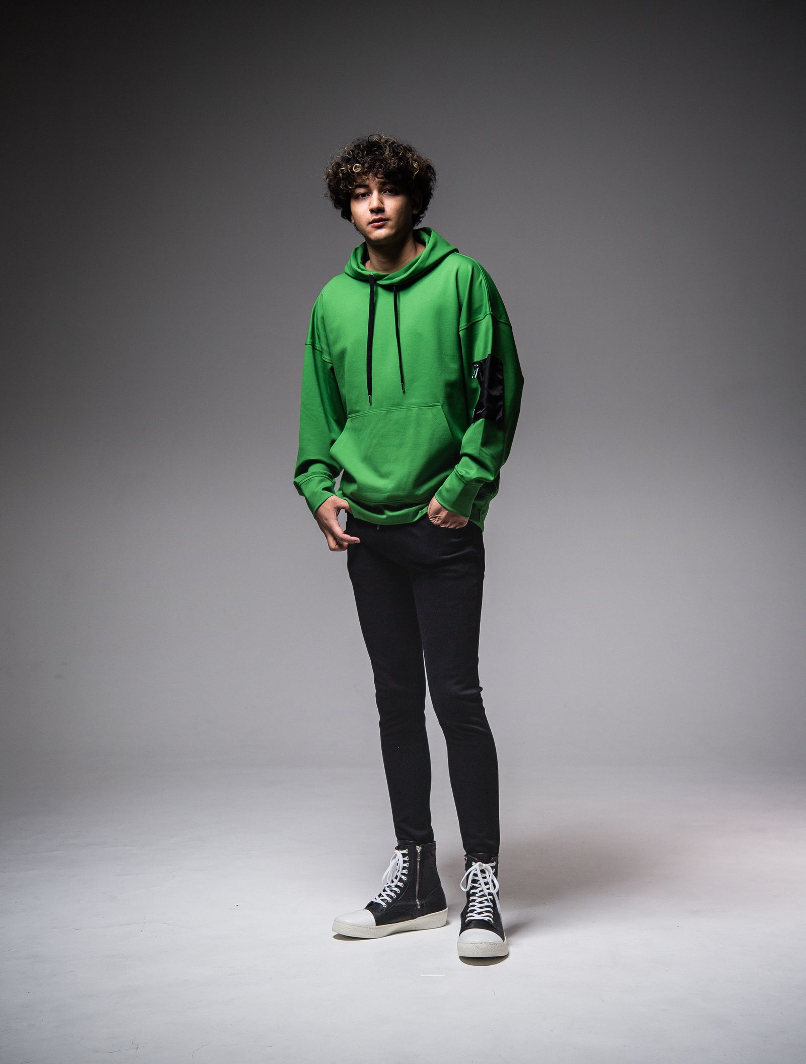 MILITARY POCKET LOOSE HOODIE / RC25-C-005 / ミリタリーポケットパーカー / グリーン