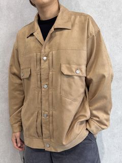THEアメカジなベージュスエード×デニムのコーデ