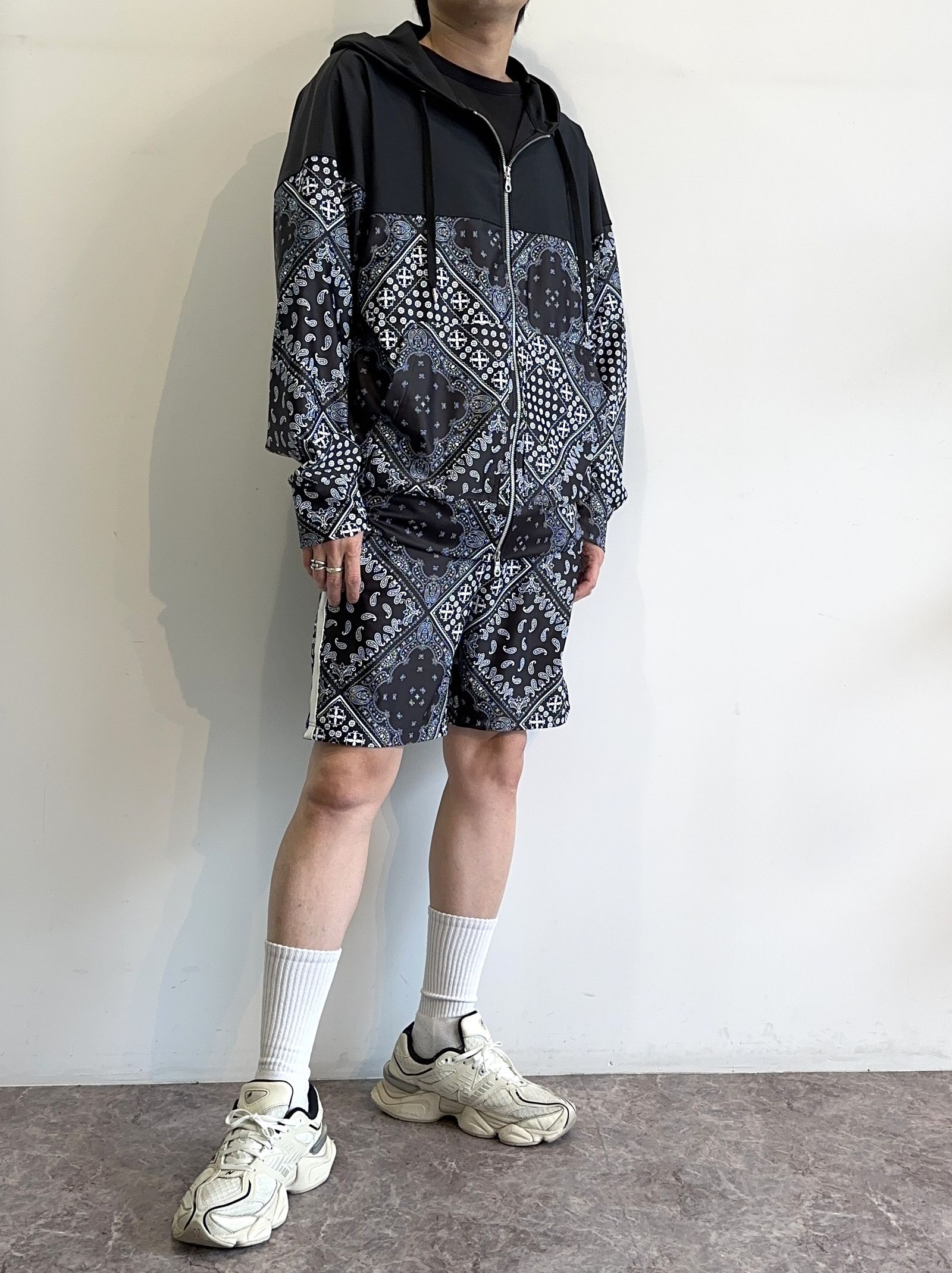 PAISELY RUSH OVER ZIPUP HOODIE / RC32-C-001 / ラッシュガードパーカー / バンダナブラック