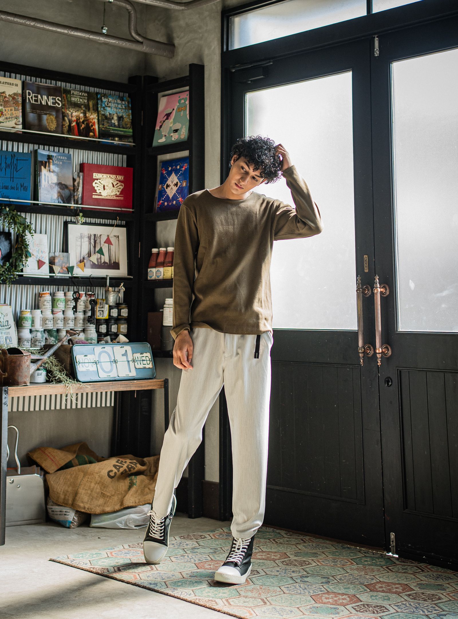 PAT WIDE EASY PANTS / RC31-ST-036 / ベルト付きテーパードワイドパンツ / グレー