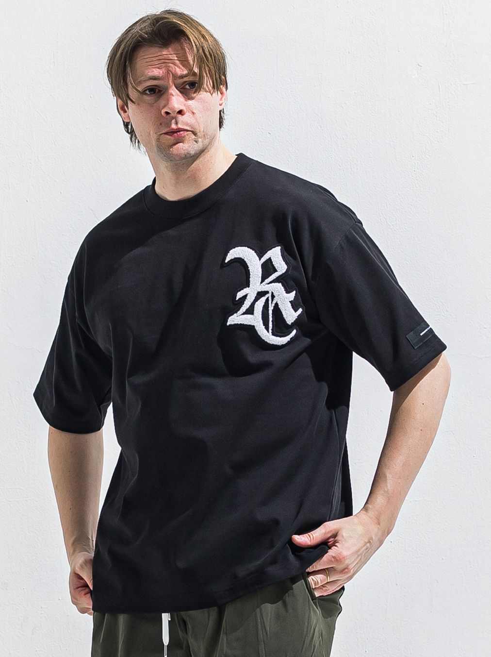 RC OVER TEE / RC40-T-006 / RCワッペンビッグTシャツ / ブラック×ホワイト (5月中旬入荷予定)