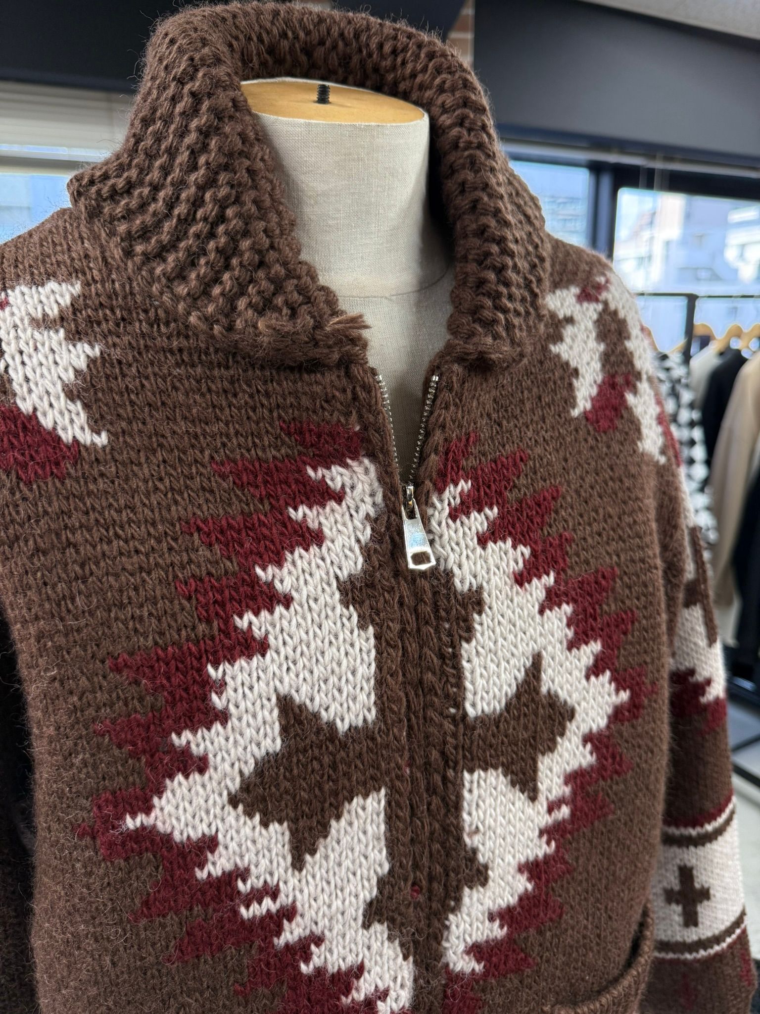 COWICHAN / RC42-K-001 / カウチンセーター / ブラウン (11月中旬入荷予定)