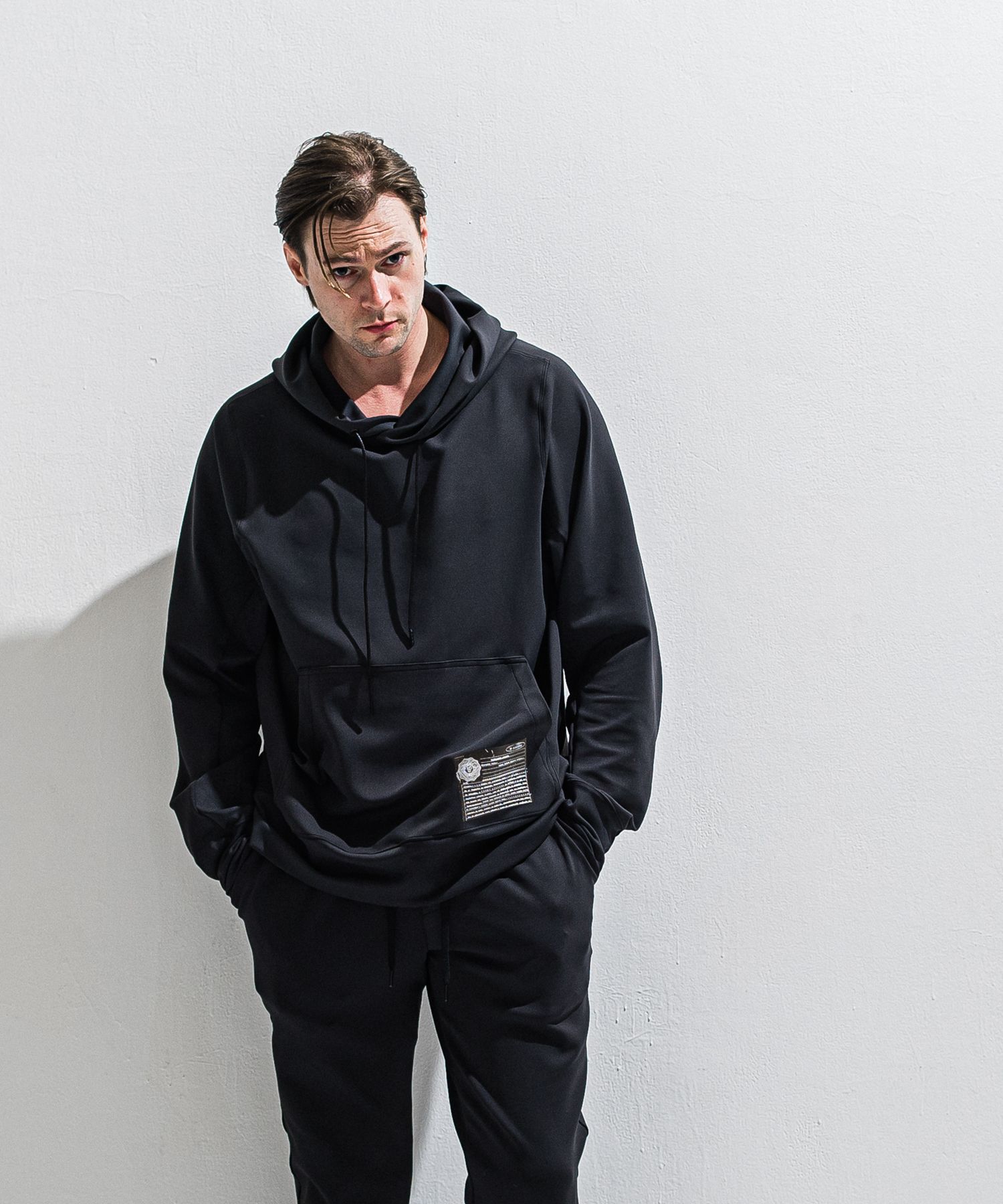 WILL PULLOVER HOODIE / DP1-C-001 / ウィルプリントプルオーバーパーカー / ブラック (2月上旬入荷予定)