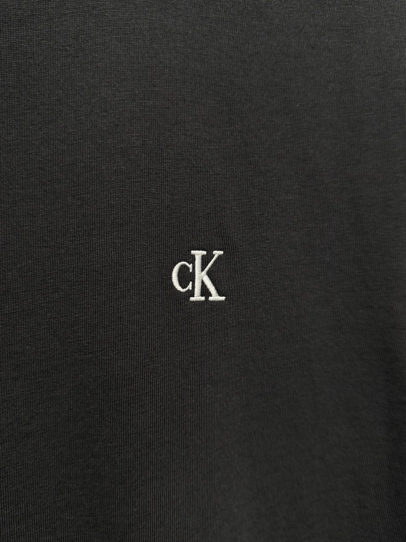 【Jung Kook/ジョングク、MINGYU/ミンギュ着用商品】 ショートスリーブイージーモノグラムTシャツ / 4RC275G / UB1(ブラック)